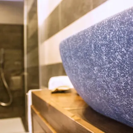 Bed & Breakfast Agora' Dei Mille 4*