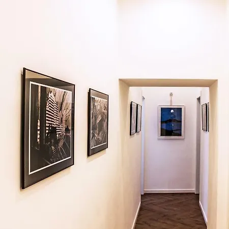 Agora' Dei Mille Bed & Breakfast 4*