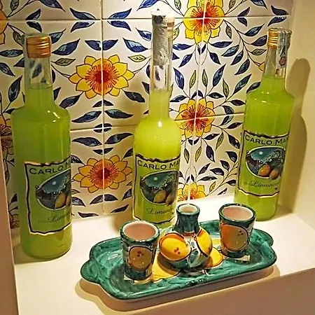 Agora' Dei Mille Bed and breakfast 4*