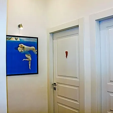 Agora' Dei Mille Nápoles