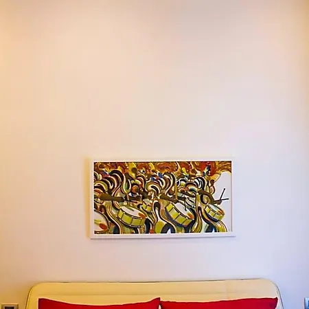 Agora' Dei Mille