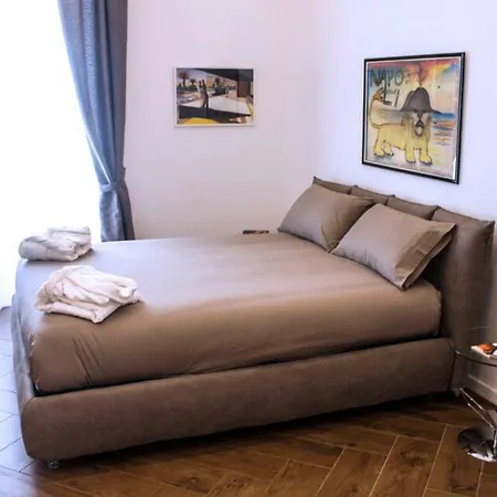 Agora' Dei Mille