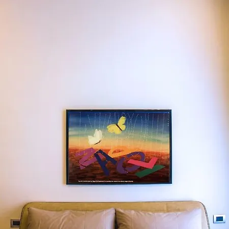 Agora' Dei Mille 4* Naples